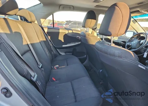 2013 Toyota Corolla Base z USA, uszkodzony, nr VIN 2T1BU4EE8DC002633